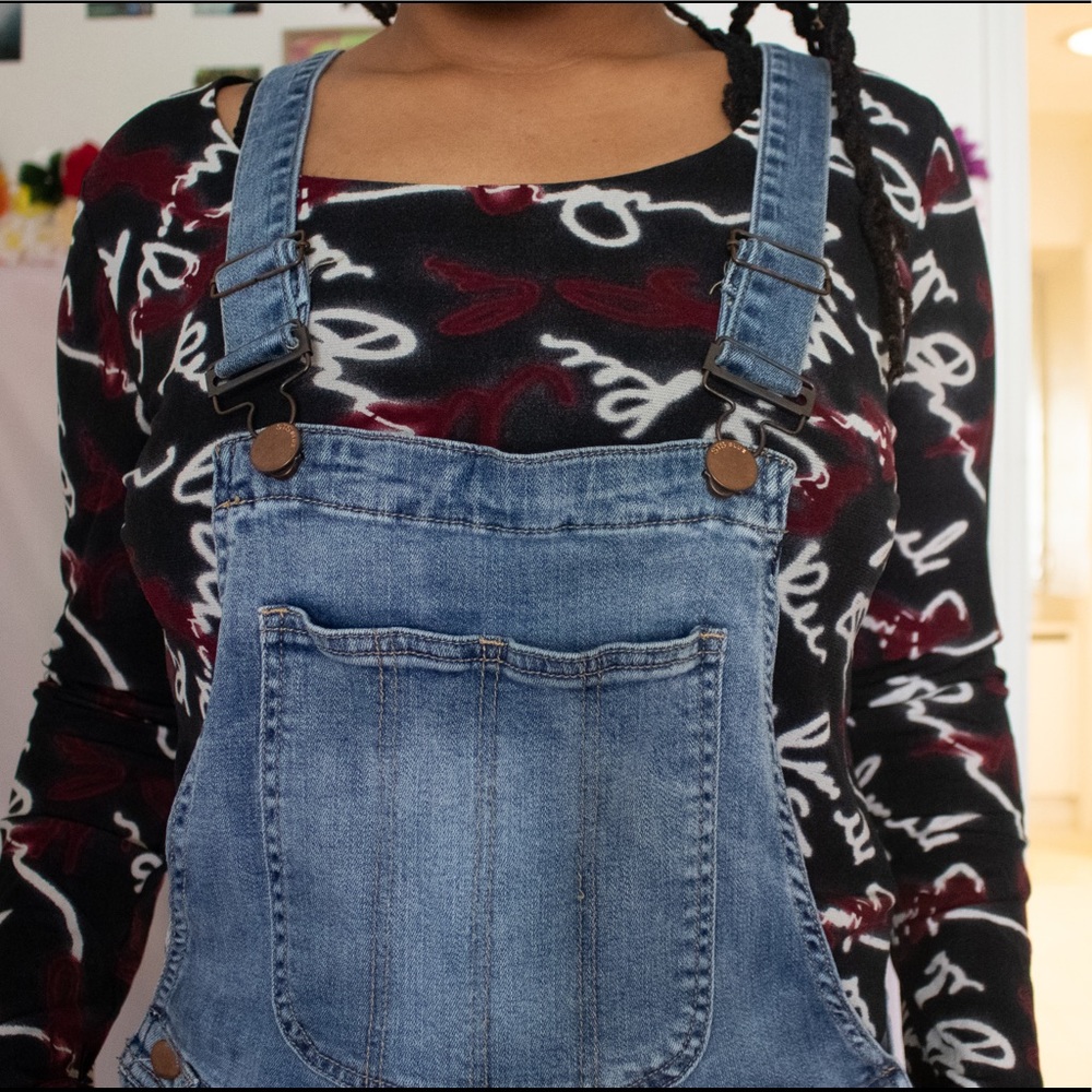 Overall shorts